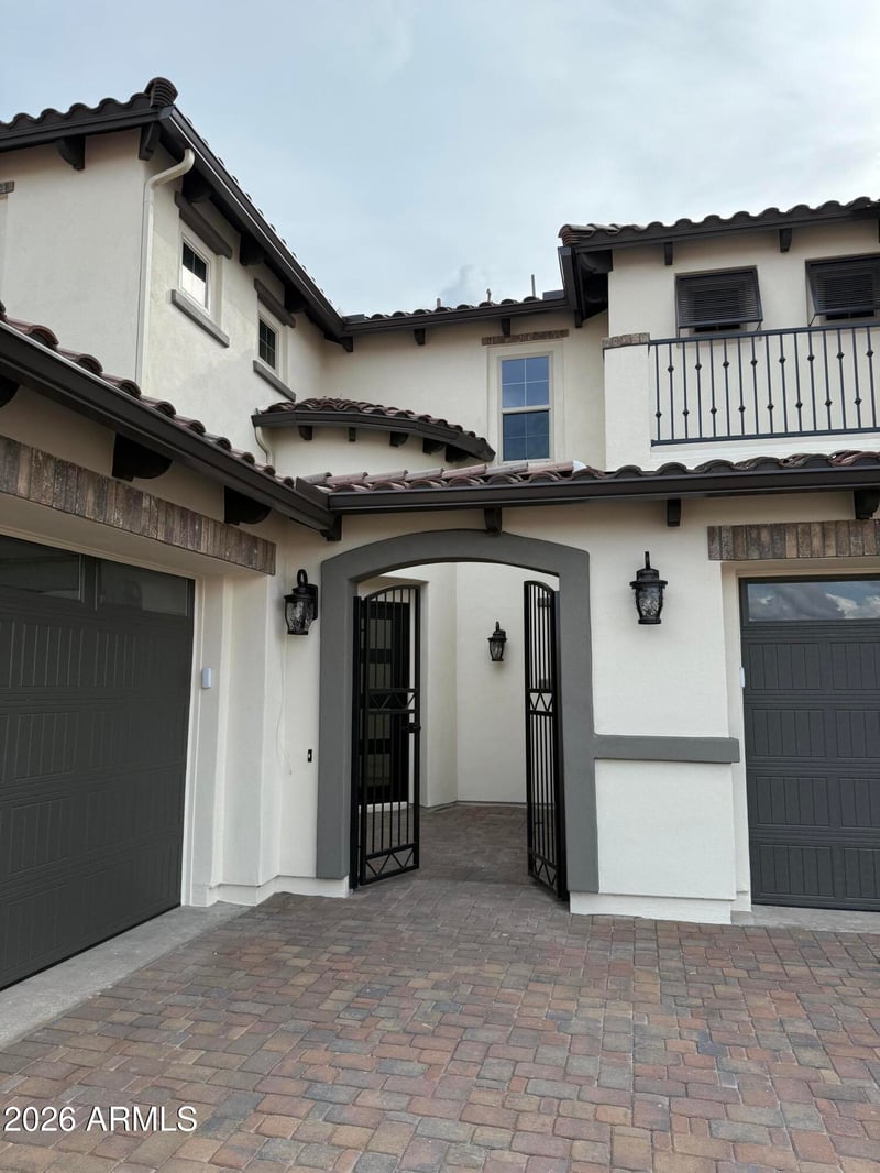 1081 Peach Tree Dr, Chandler, AZ 85249