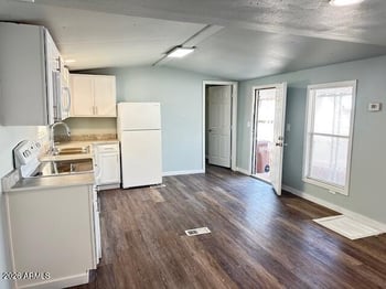 10810 91st Ave #2, Peoria, AZ 85345