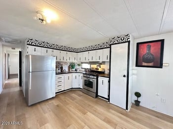 10810 91 Ave #96, Peoria, AZ 85345