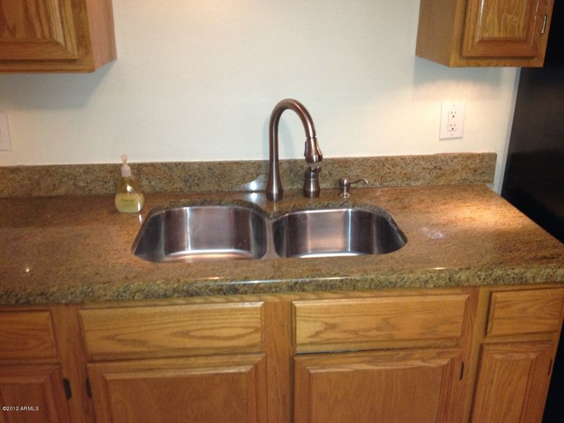 10813 N 73rd Dr, Peoria, AZ 85345