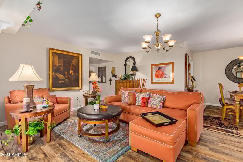 10814 Cameo Dr, Sun City, AZ 85351
