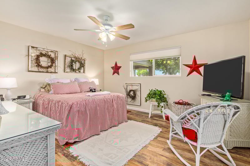 10814 Cameo Dr, Sun City, AZ 85351