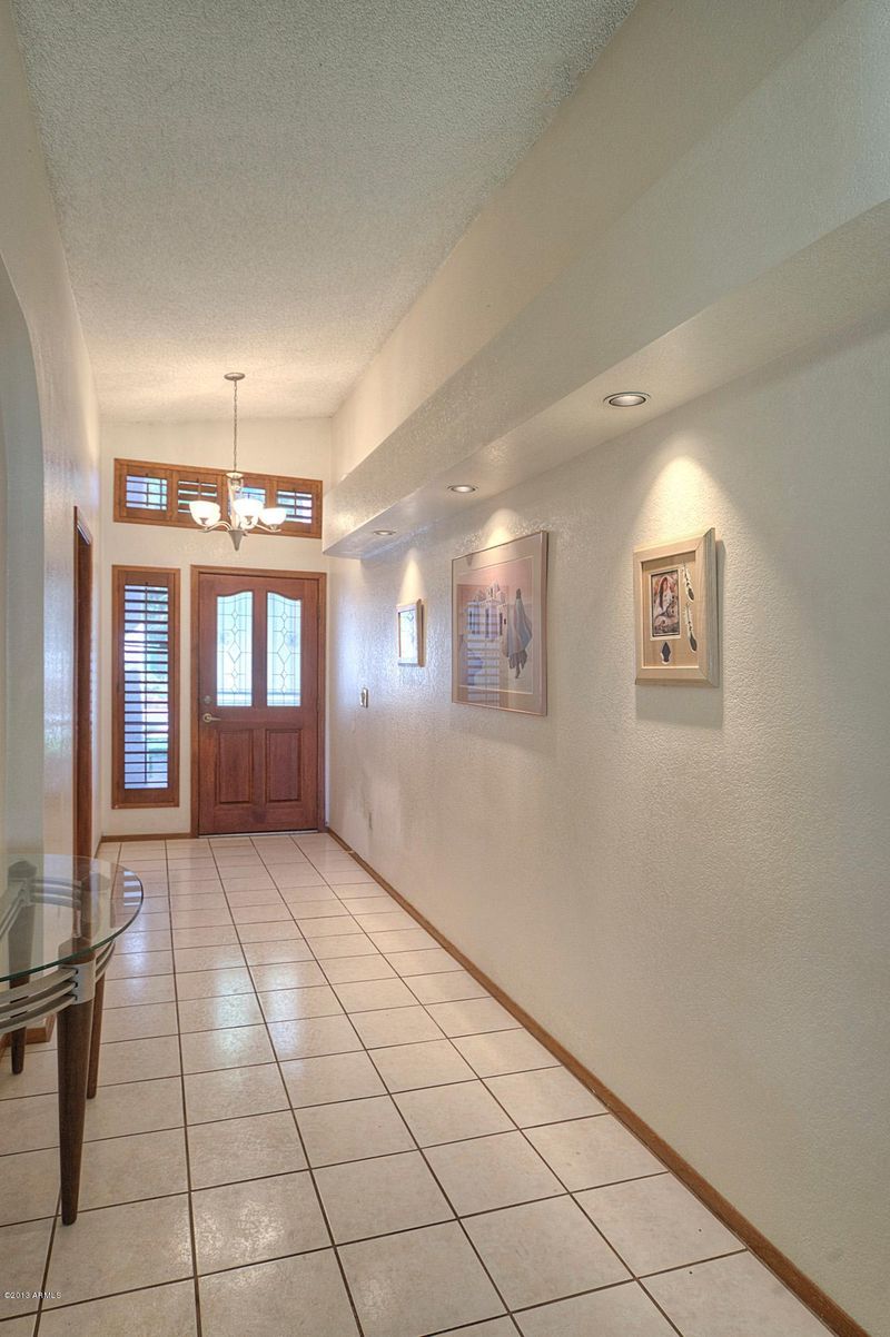 10814 N 57th Dr, Glendale, AZ 85304