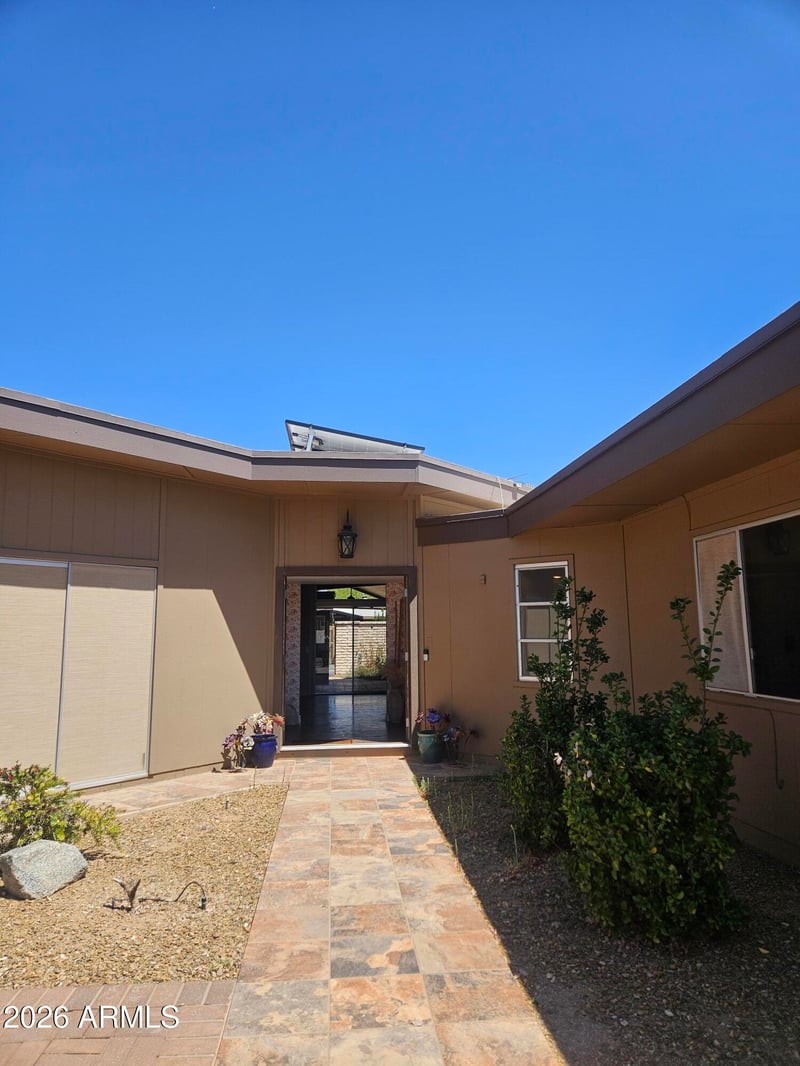 10814 Thunderbird Blvd, Sun City, AZ 85351