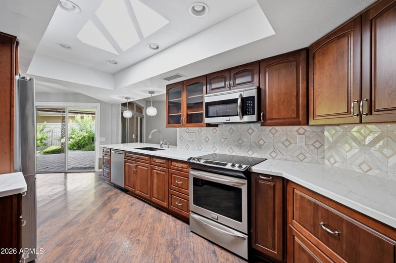 10814 W Thunderbird Blvd, Sun City, AZ 85351
