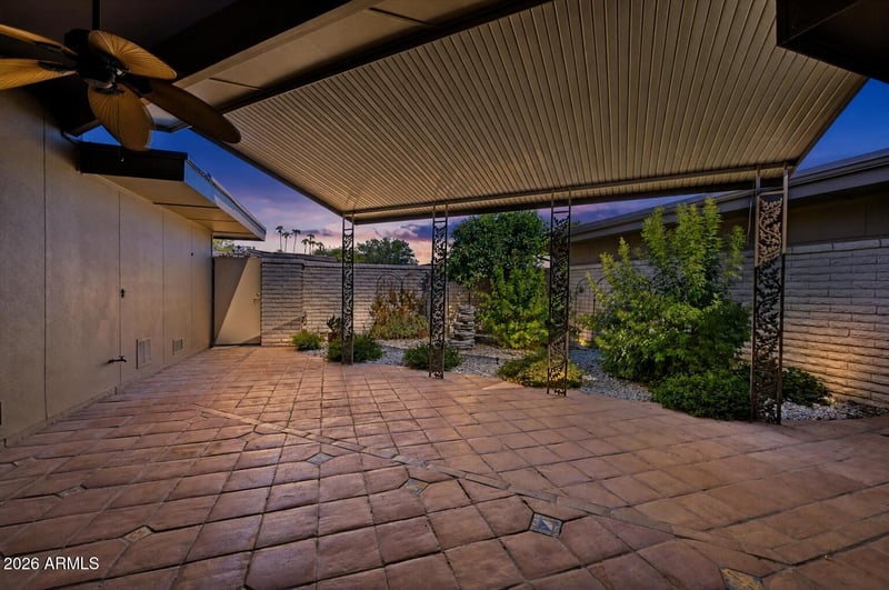 10814 W Thunderbird Blvd, Sun City, AZ 85351