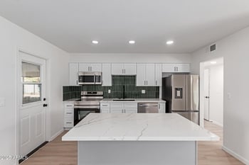 10815 Crosby Dr, Sun, AZ 85351