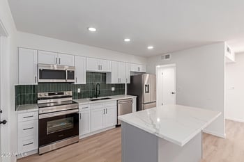 10815 Crosby Dr, Sun City, AZ 85351