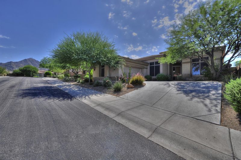 10815 E Caribbean Ln, Scottsdale, AZ 85255