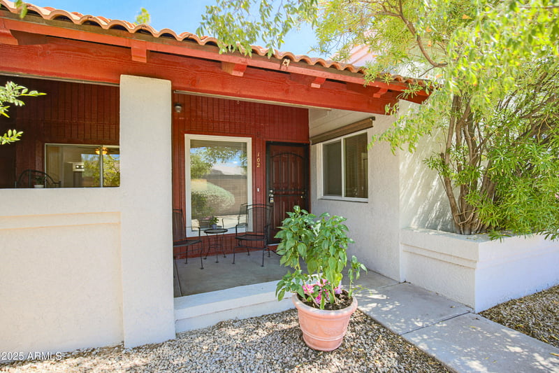 10815 Northern Ave #102, Glendale, AZ 85307
