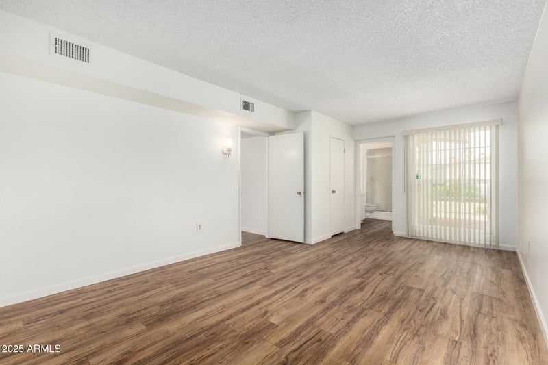 10815 Santa Fe Dr, Sun City, AZ 85351