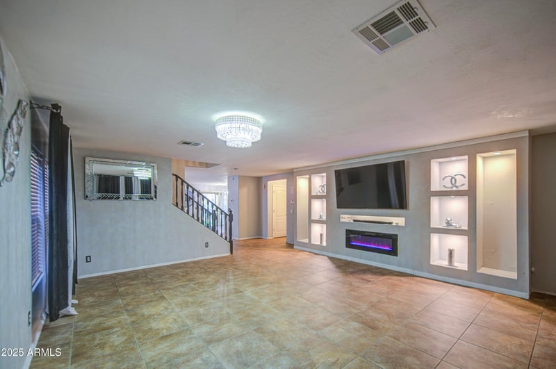 10817 Pierson St, Phoenix, AZ 85037