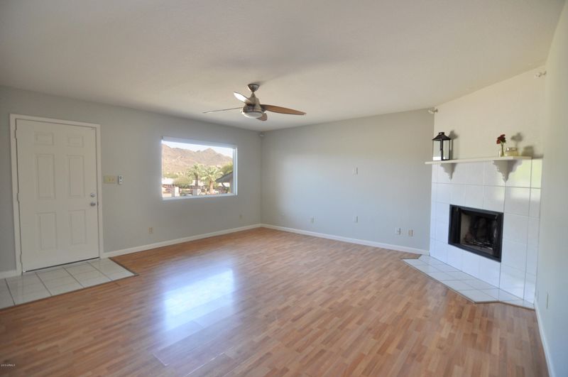 10818 N 12th St, Phoenix, AZ 85020