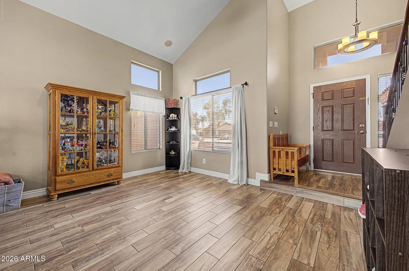 10818 Sands Dr, Sun City, AZ 85373