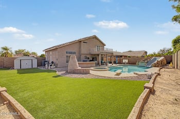 10818 Sands Dr, Sun City, AZ 85373