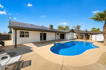 10819 W Frier Dr, Glendale, AZ 85307