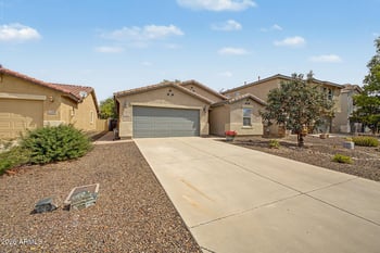 1082 E Leslie Cir, San Tan Valley, AZ 85140