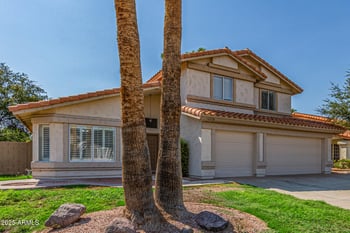 10820 57th Dr, Glendale, AZ 85304