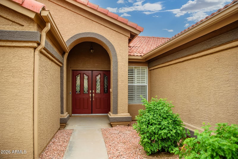 10820 Silvertree Dr, Sun Lakes, AZ 85248