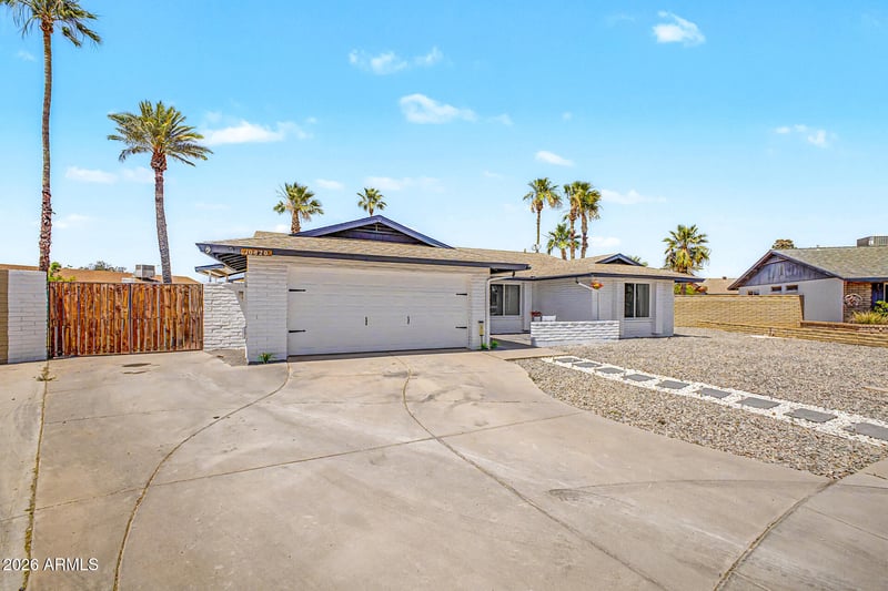 10820 N 52nd Dr, Glendale, AZ 85304