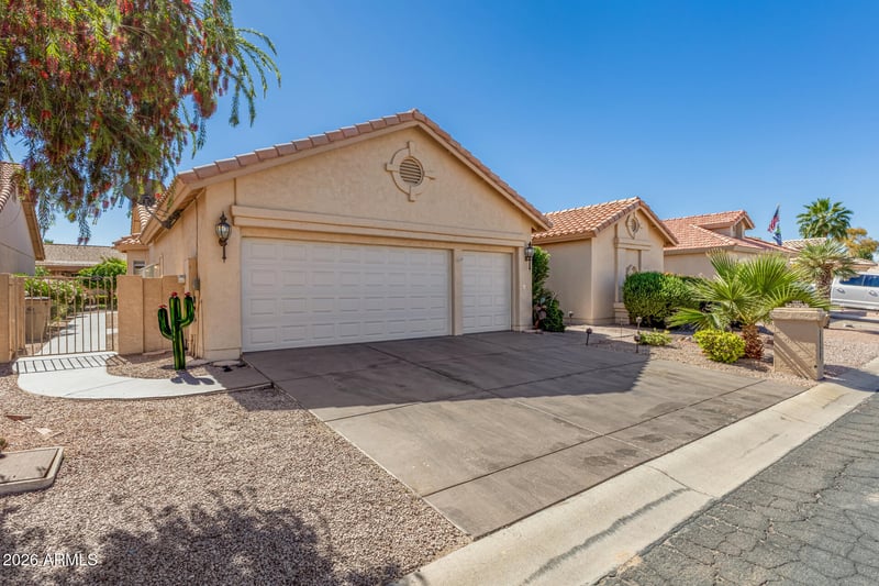 10821 E Silvertree Dr, Sun Lakes, AZ 85248