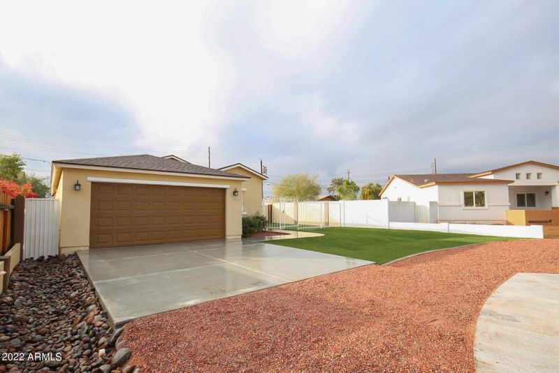 10822 N 17th Dr, Phoenix, AZ 85029