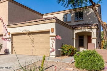 10823 70th Ave, Peoria, AZ 85345
