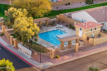 10823 70th Ave, Peoria, AZ 85345