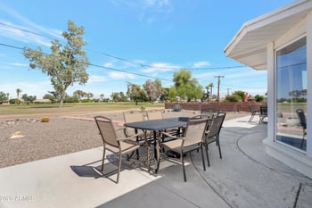 10824 Crosby Dr, Sun City, AZ 85351