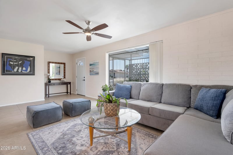 10824 Crosby Dr, Sun City, AZ 85351