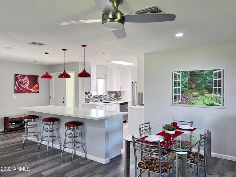 10824 W Deanne Cir, Sun City, AZ 85351
