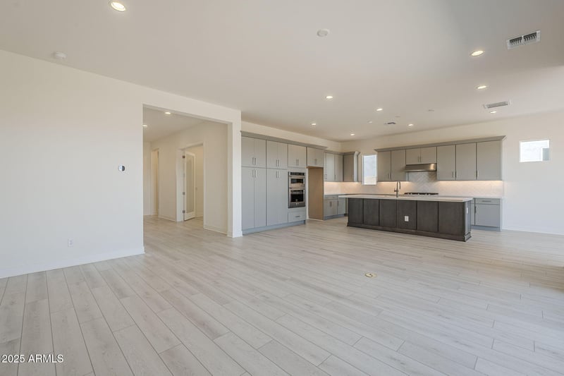 10825 Blakely St, Surprise, AZ 85388