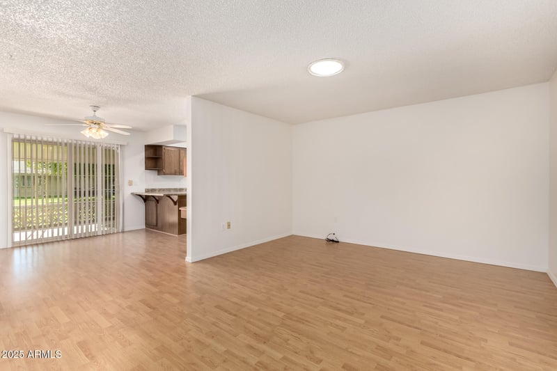 10825 Kelso Dr, Sun City, AZ 85351