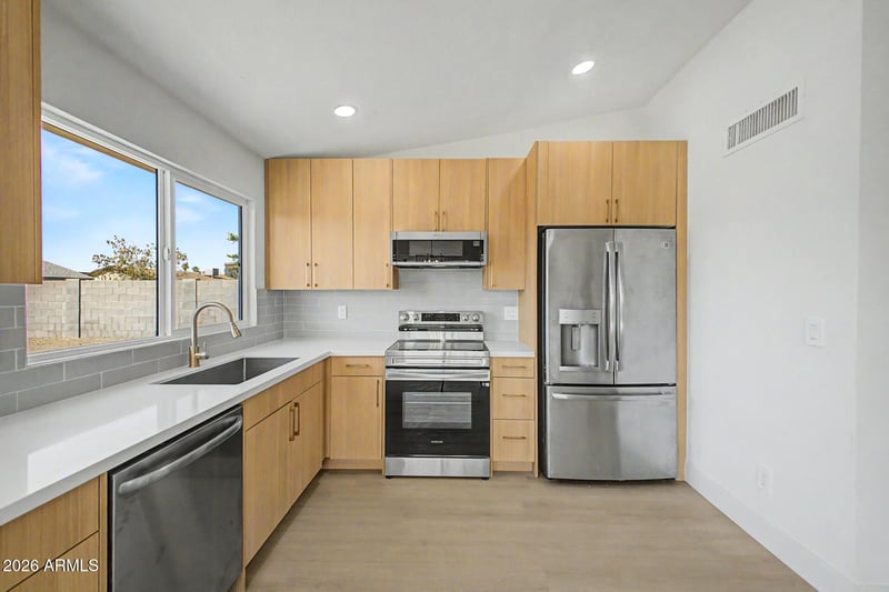 10826 W Montecito Ave, Phoenix, AZ 85037