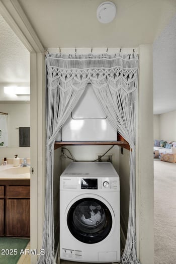 10828 Biltmore Dr #223, Phoenix, AZ 85029