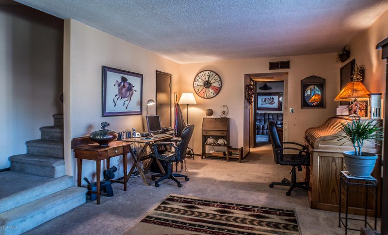 10828 N Biltmore Dr #117, Phoenix, AZ 85029