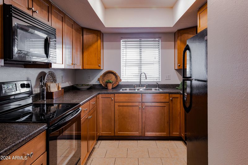 10828 N Biltmore Dr #139, Phoenix, AZ 85029