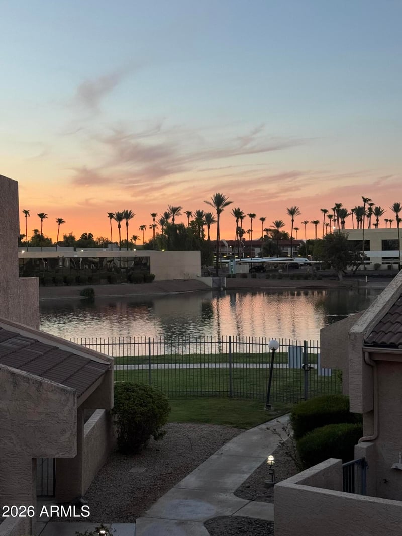 10828 N Biltmore Dr #154, Phoenix, AZ 85029