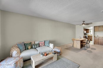 10828 N Biltmore Dr #223, Phoenix, AZ 85029
