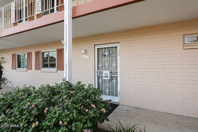10829 Fairway Ct #106, Sun City, AZ 85351