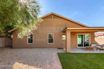1083 Cottonwood Ct, Gilbert, AZ 85296
