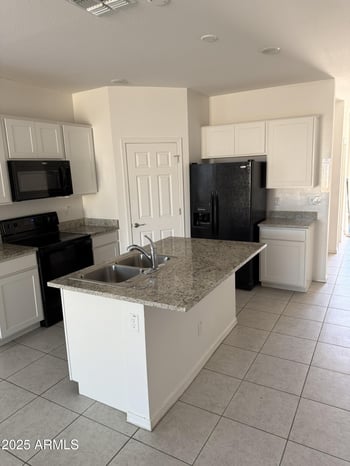 10830 Marguerite Ave, Tolleson, AZ 85353