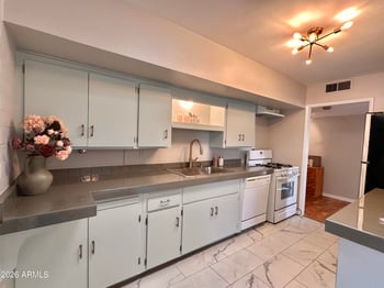 10830 Oakmont Dr, Sun, AZ 85351