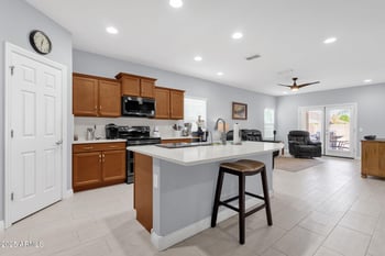 10830 Topaz Ave, Mesa, AZ 85212