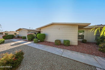 10833 W Santa Fe Dr, Sun City, AZ 85351