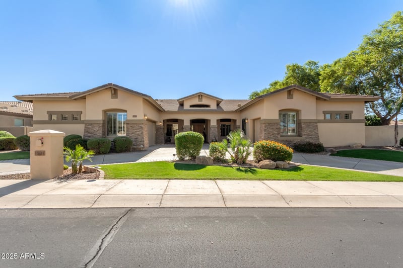 10835 Cannon Dr, Scottsdale, AZ 85259