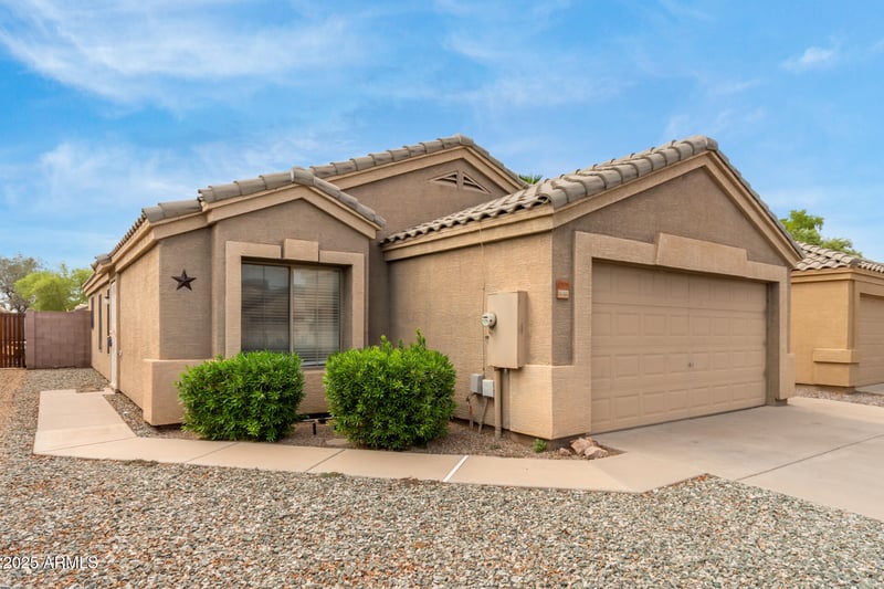 10835 Clovis Ave, Mesa, AZ 85208