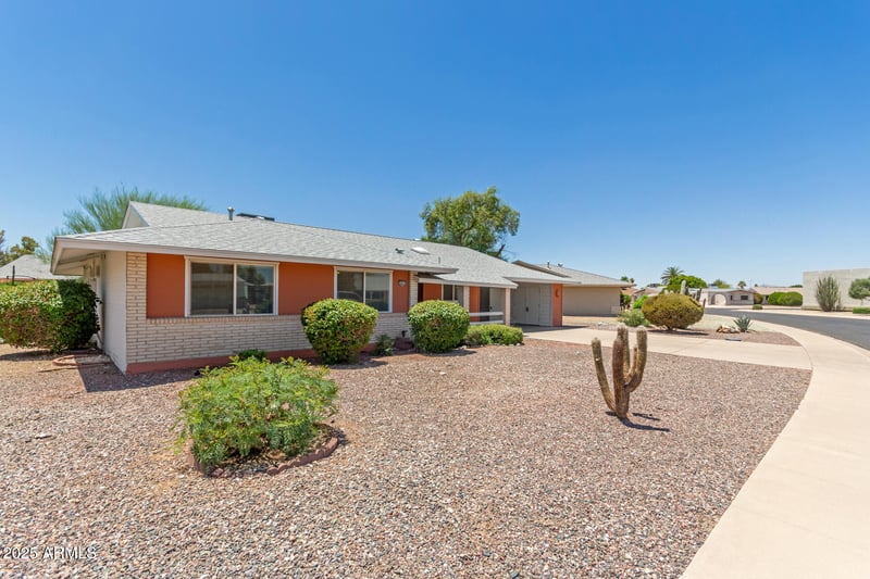 10835 Deanne Dr, Sun City, AZ 85351