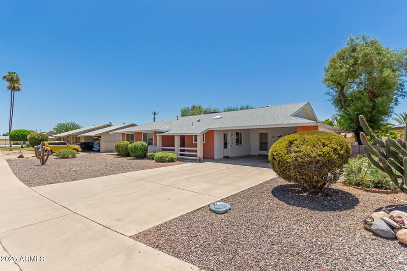 10835 Deanne Dr, Sun City, AZ 85351