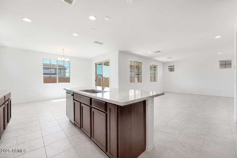 10835 E Tillman Ave, Mesa, AZ 85212